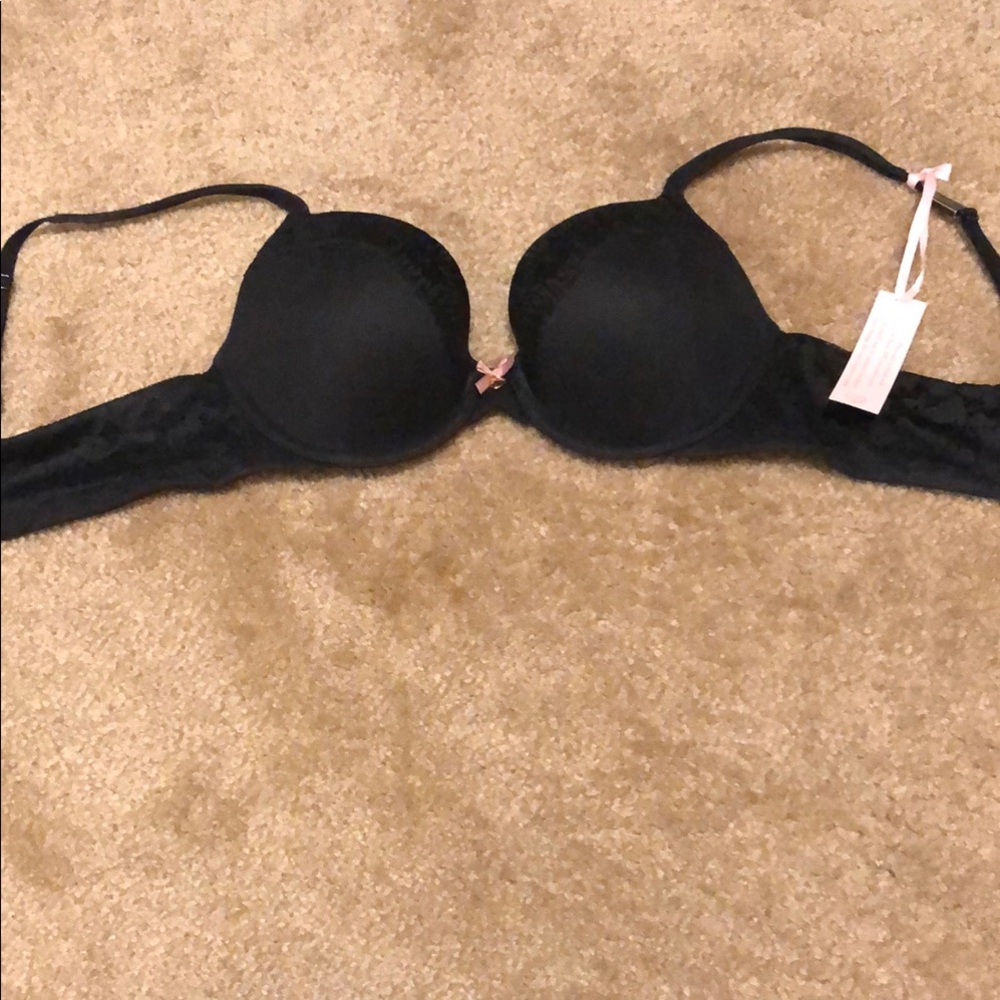 NWT black body by Victoria Victoria’s Secret bra 34B
